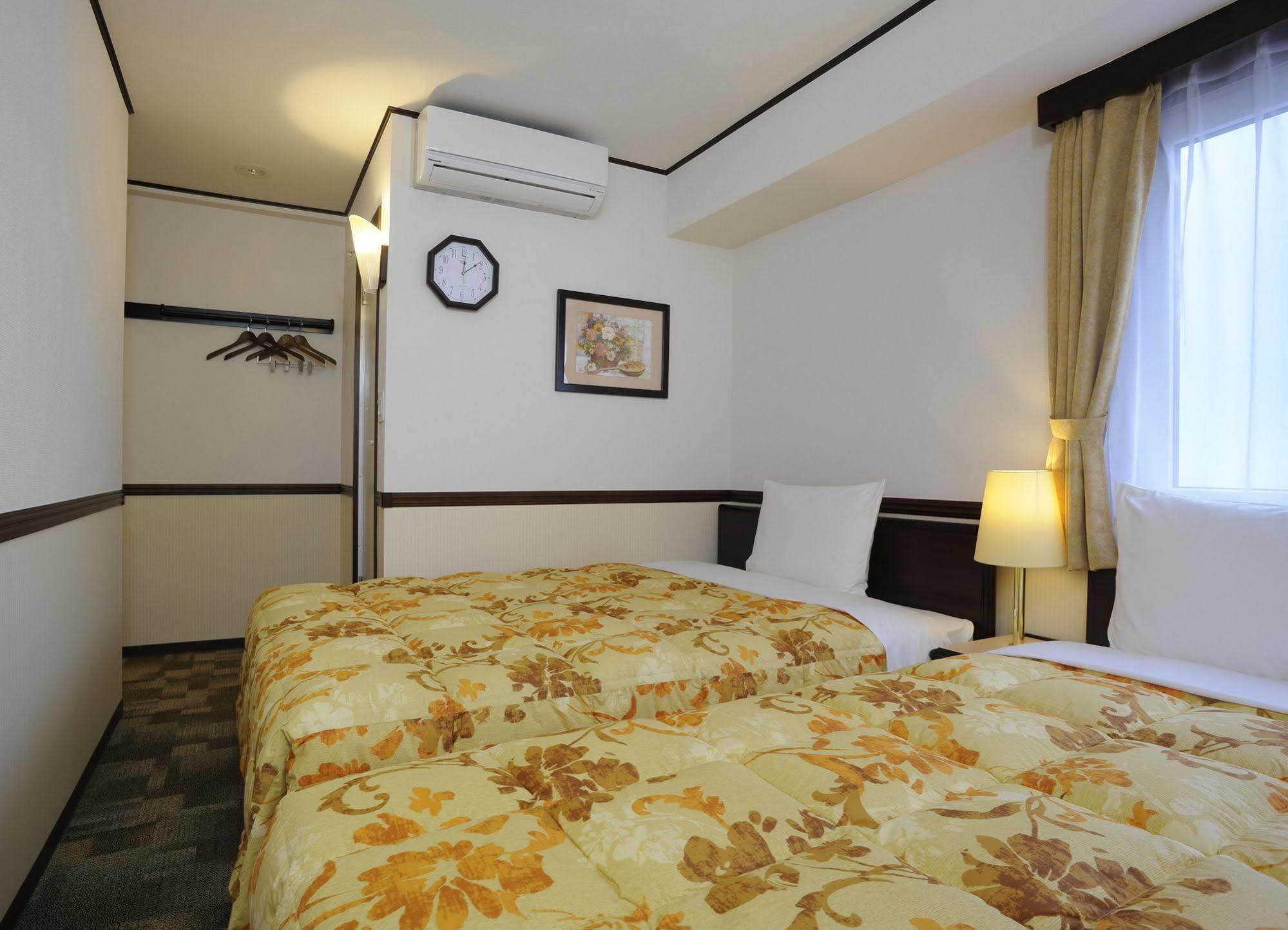 Toyoko Inn Sakudaira-Eki Asama-Guchi Luaran gambar