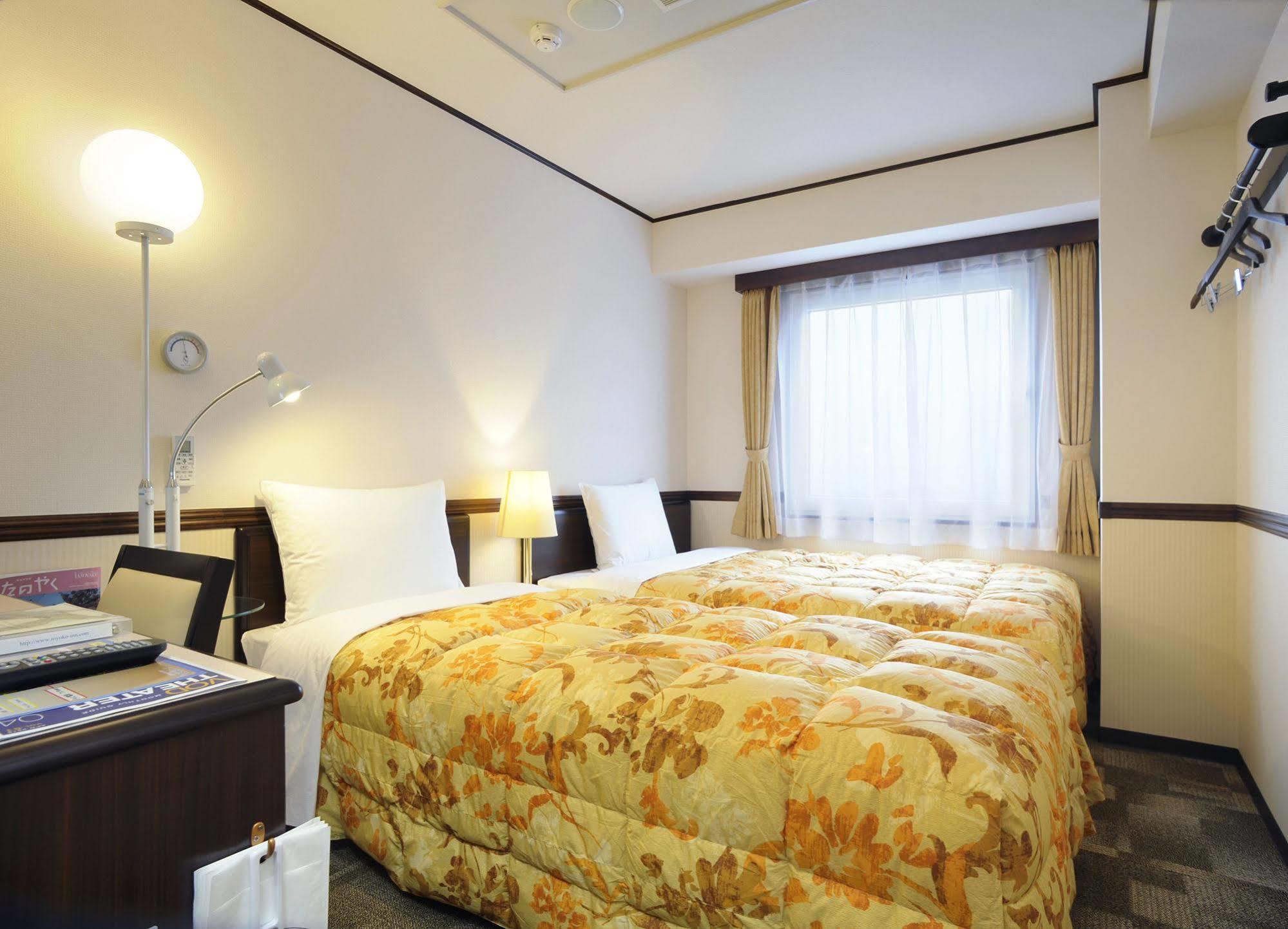 Toyoko Inn Sakudaira-Eki Asama-Guchi Luaran gambar