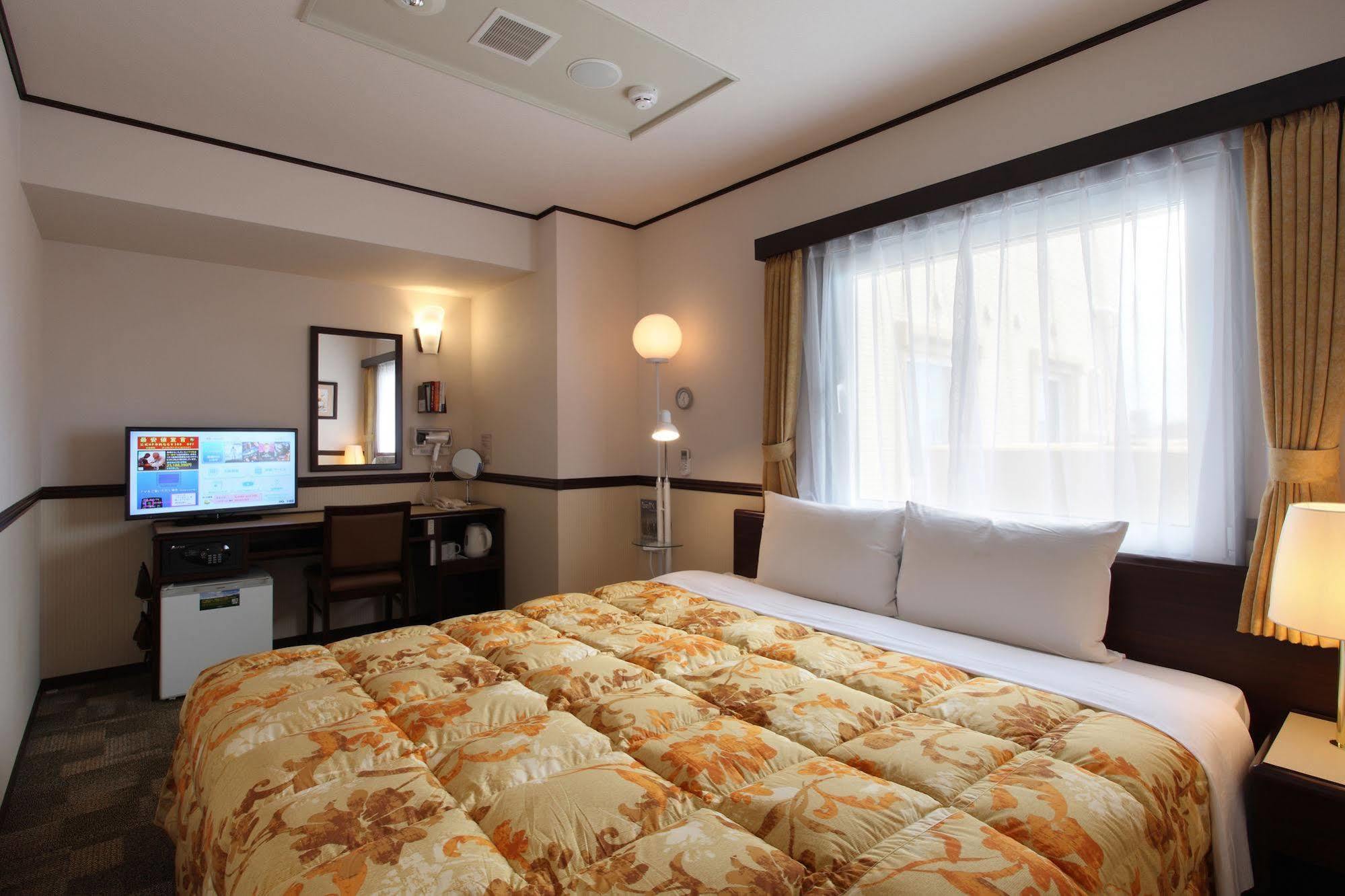 Toyoko Inn Sakudaira-Eki Asama-Guchi Luaran gambar